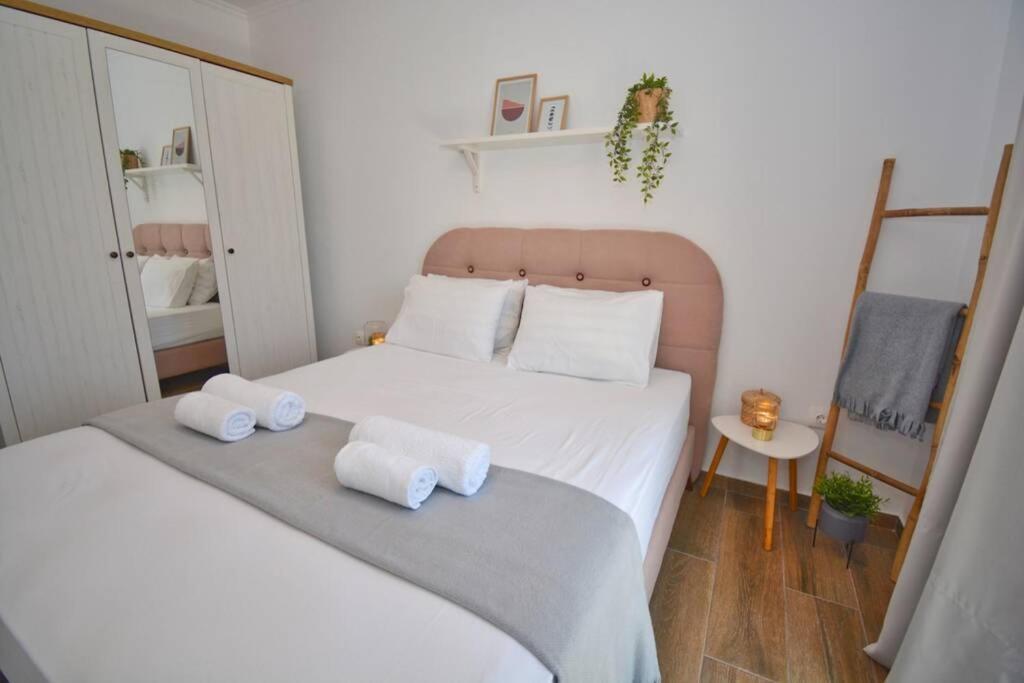 Potamos Deluxe White Apartment Εξωτερικό φωτογραφία