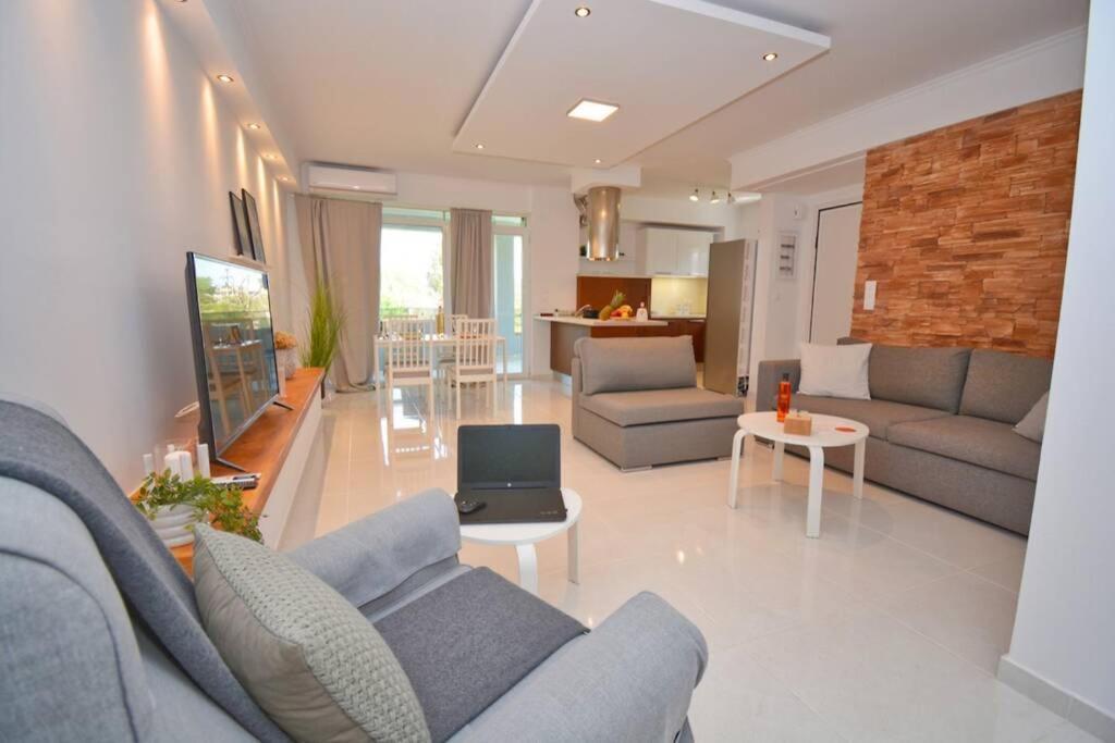 Potamos Deluxe White Apartment Εξωτερικό φωτογραφία
